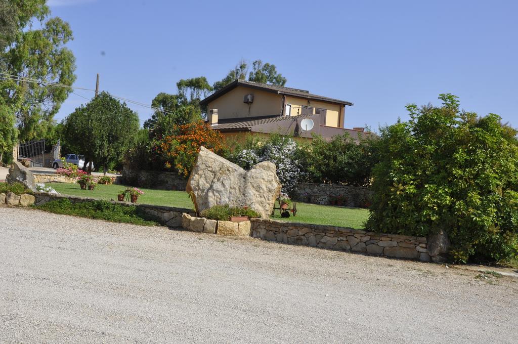 Agriturismo Sechi Campanedda 外观 照片