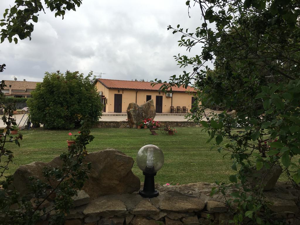Agriturismo Sechi Campanedda 外观 照片